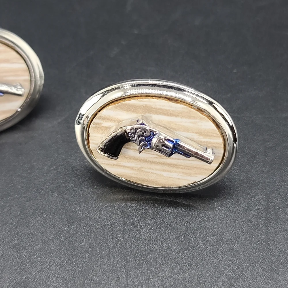 Cufflinks and Tie Clip. 6 Shooter.